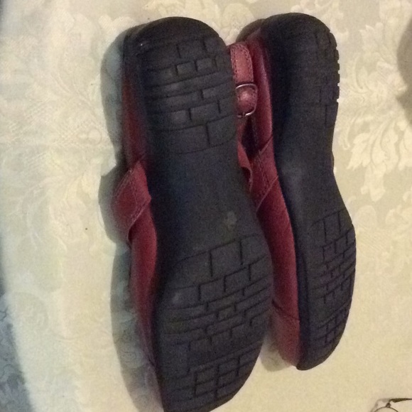 Shoes - Picture 2 of 2